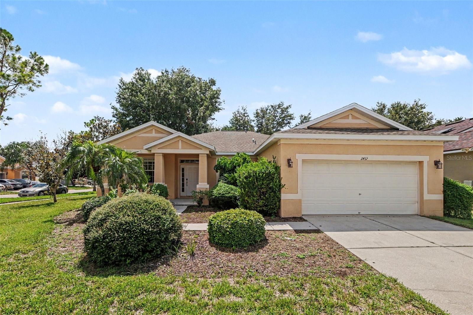 Photo of 11432 LAUREL BROOK COURT RIVERVIEW FL 33569