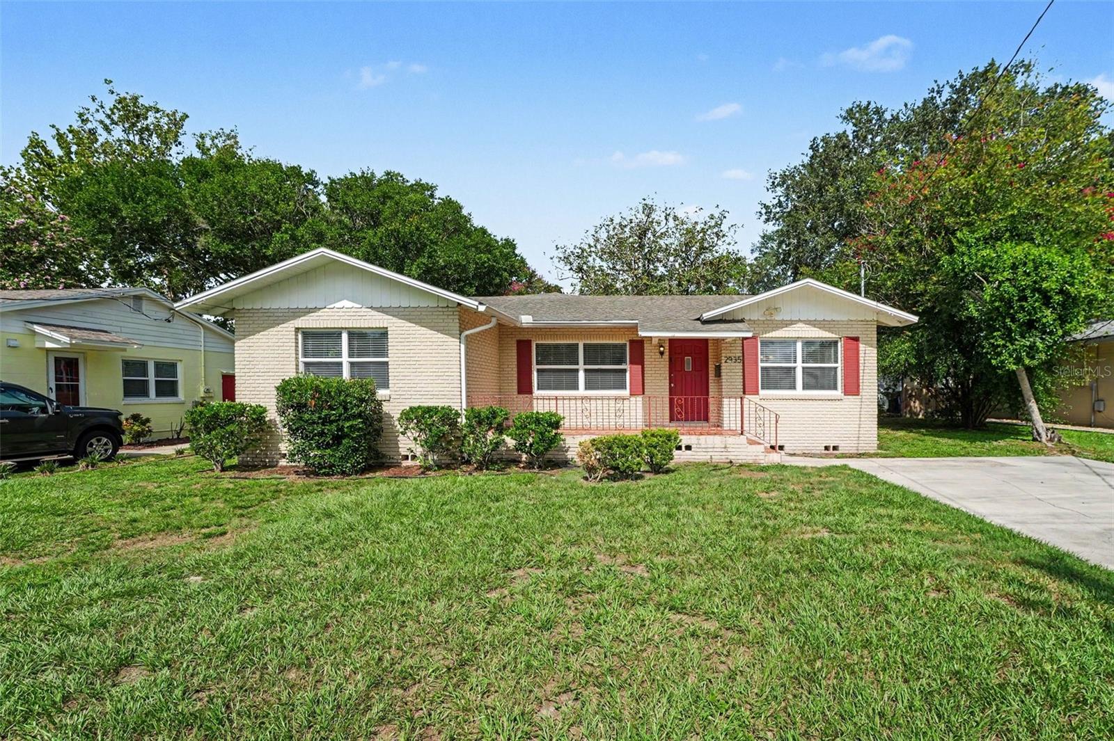 Photo of 2935 WOODLAND HILLS AVENUE LAKELAND FL 33803