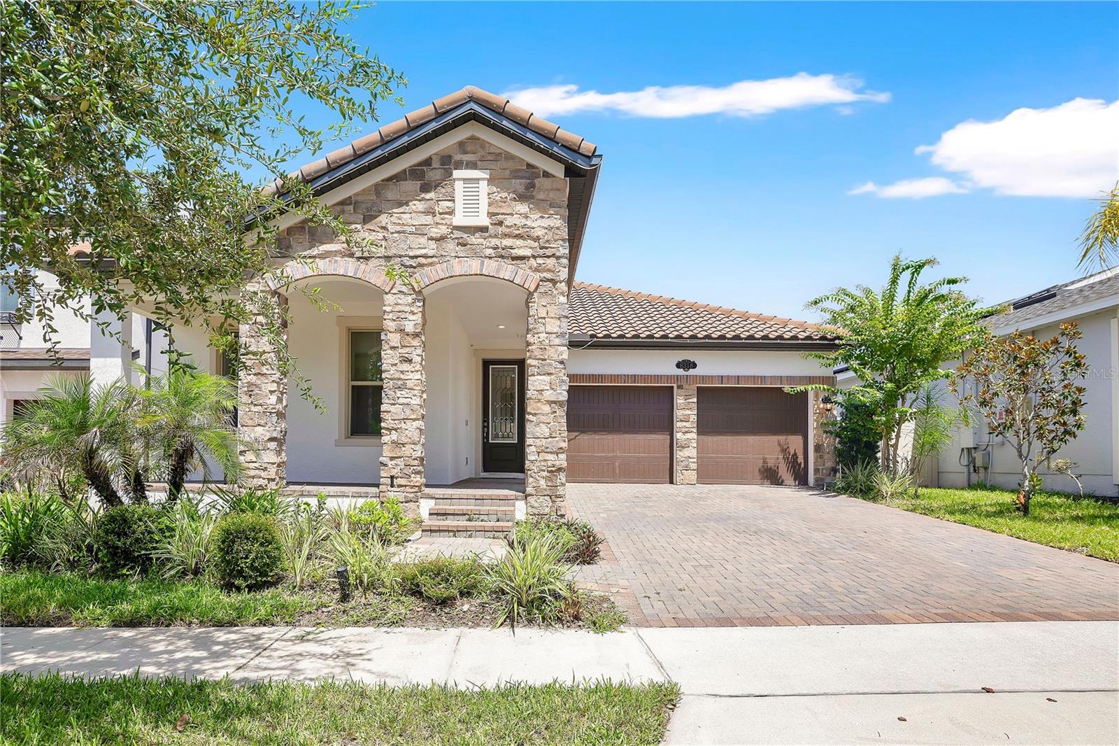 Photo of 8318 VIVARO ISLE WAY WINDERMERE FL 34786