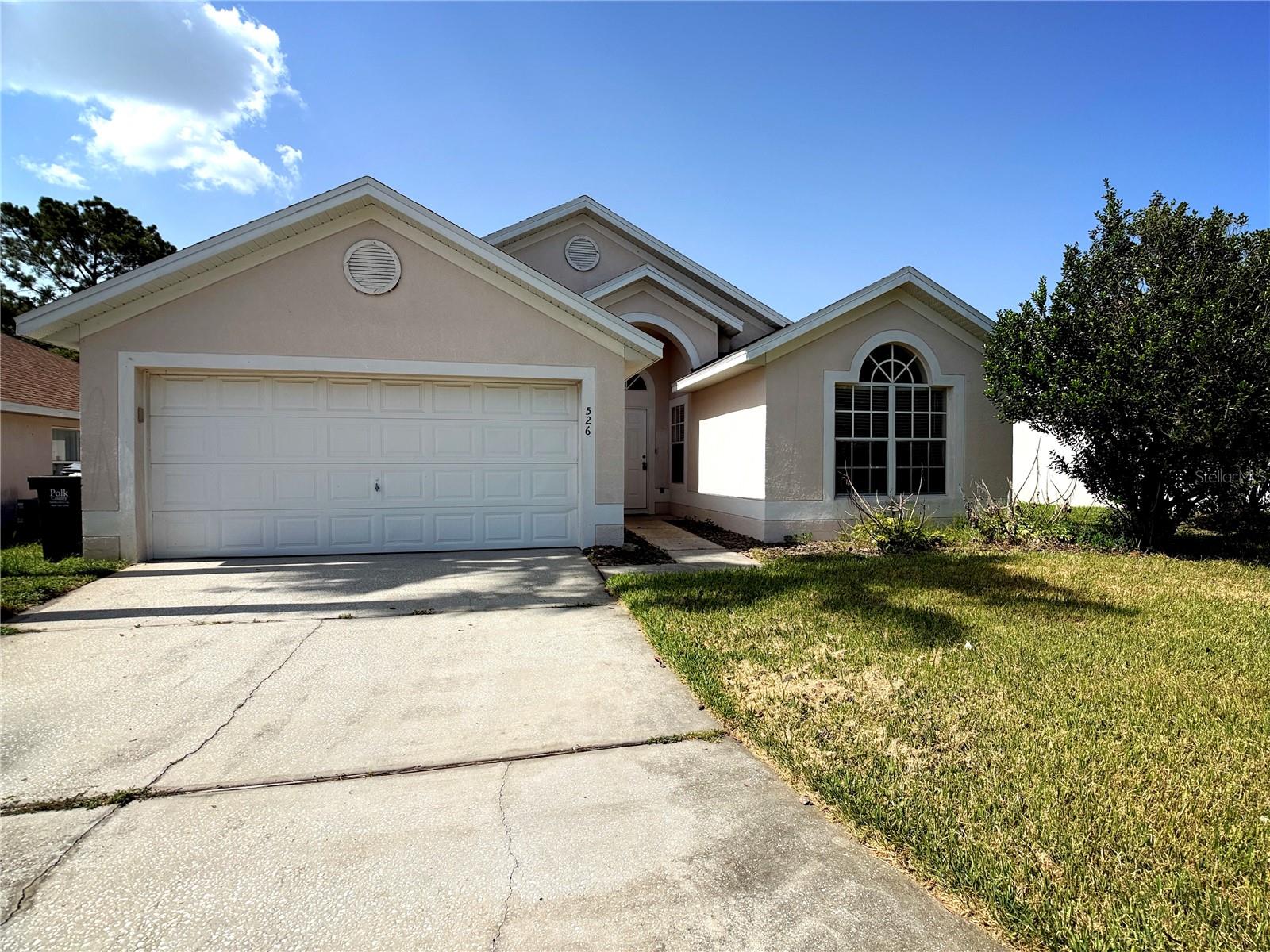 Photo of 526 PINE CONE DRIVE DAVENPORT FL 33897