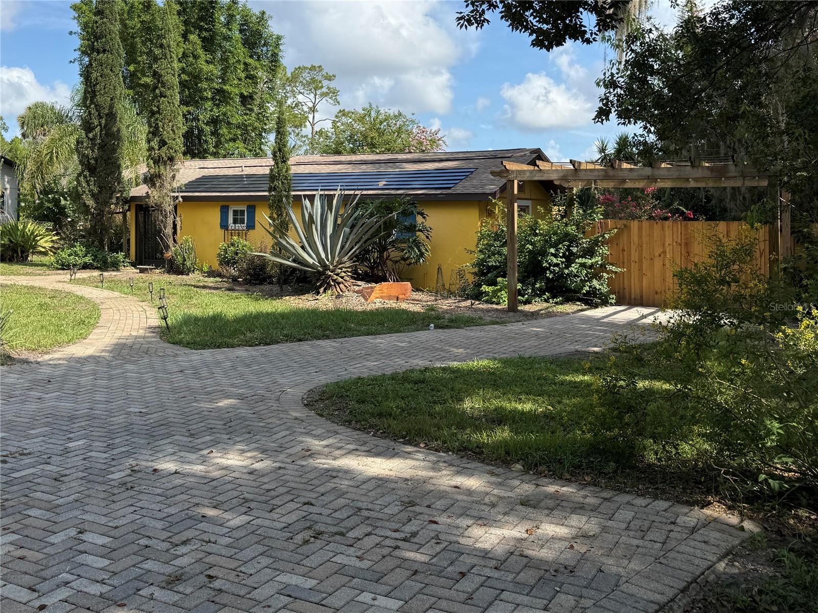Photo of 430 GEHR LANE LAKE MARY FL 32746