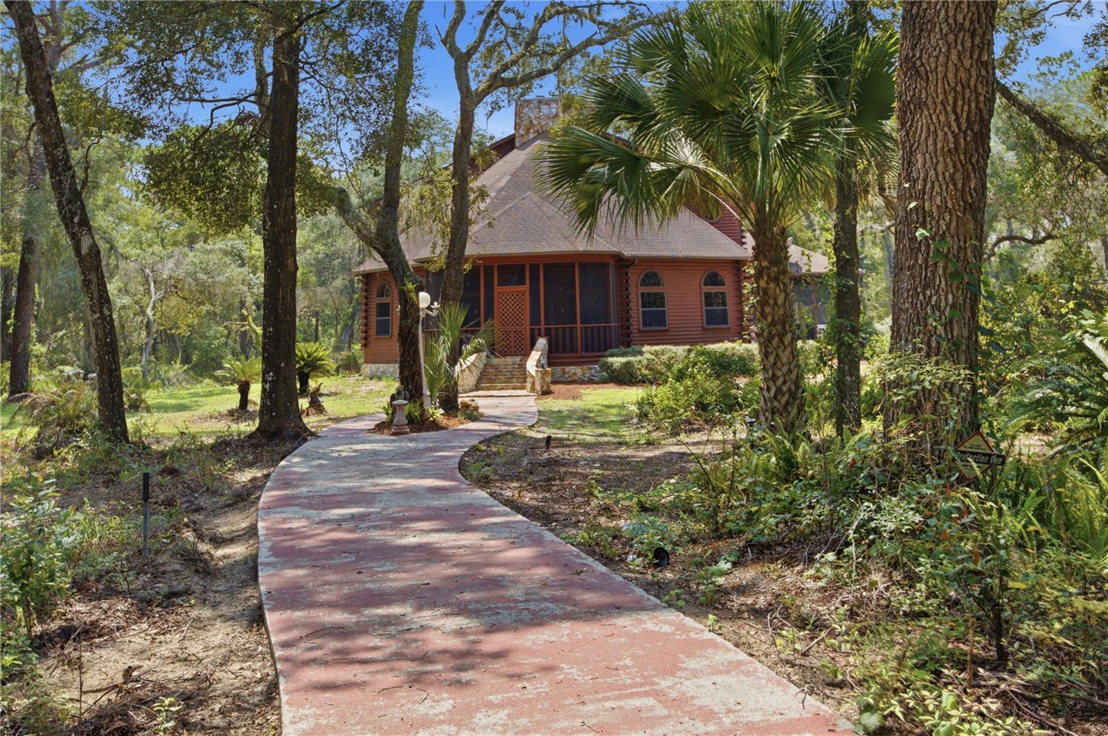 Photo of 6850 ROUND LAKE ROAD MOUNT DORA FL 32757