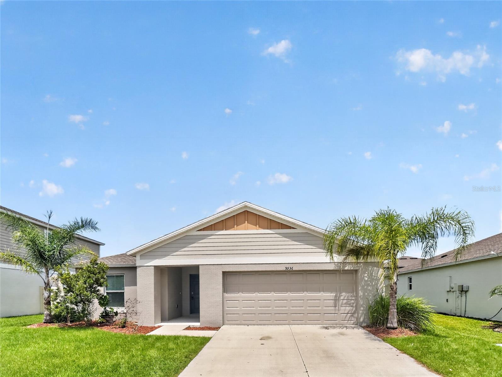 Photo of 5936 SLATE ROCK DRIVE LAKELAND FL 33811