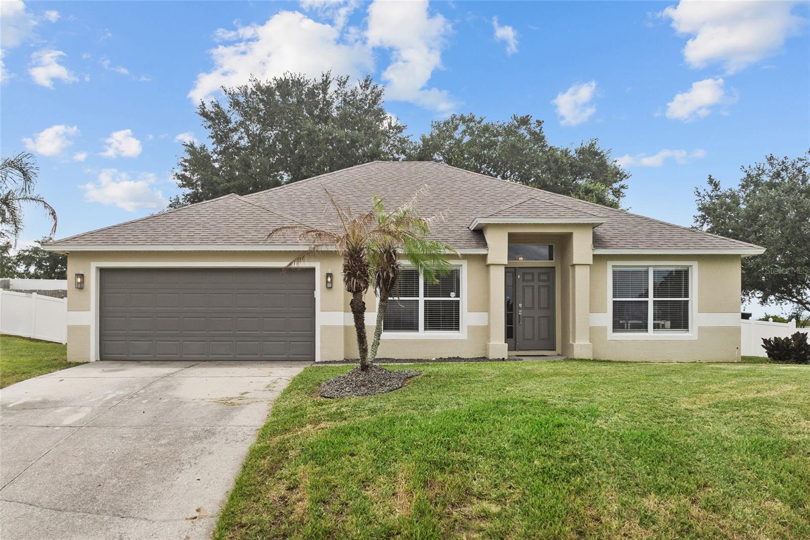 Photo of 1128 LAKEVIEW OAKS DRIVE MINNEOLA FL 34715