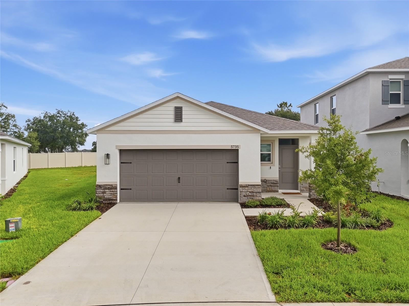Photo of 5735 MOUNTAIN ROAD DAVENPORT FL 33837