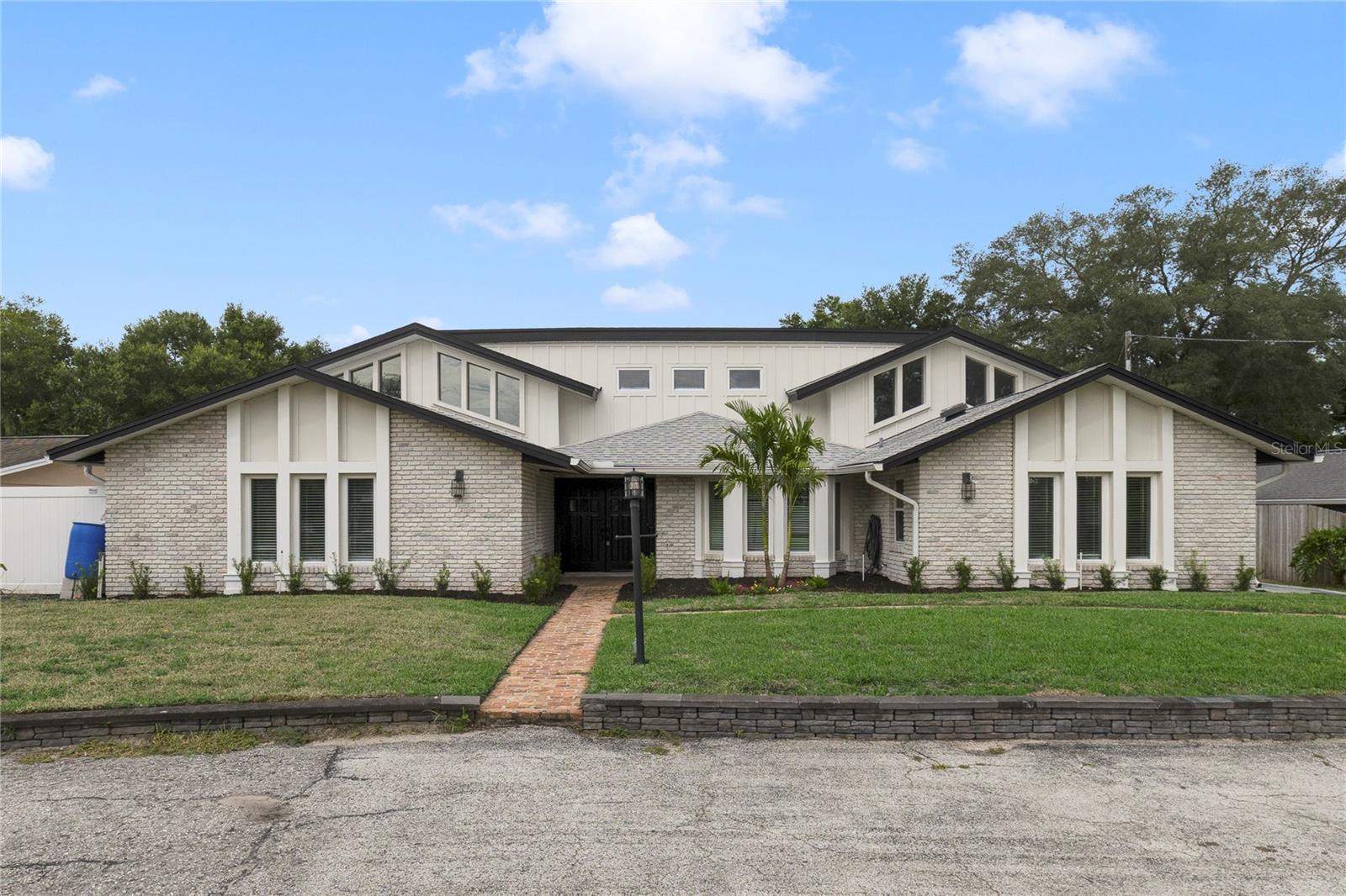 Photo of 1048 CRYSTAL BOWL CIRCLE CASSELBERRY FL 32707