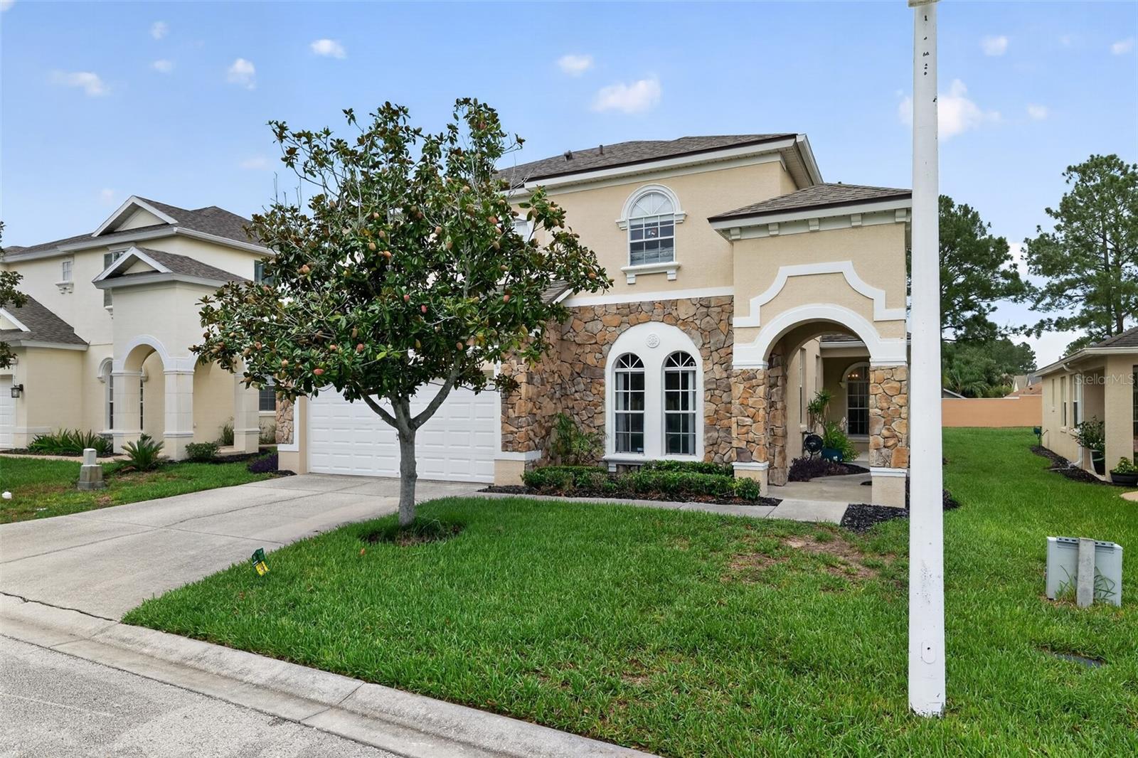 Photo of 304 CALABAY PARC BOULEVARD DAVENPORT FL 33897