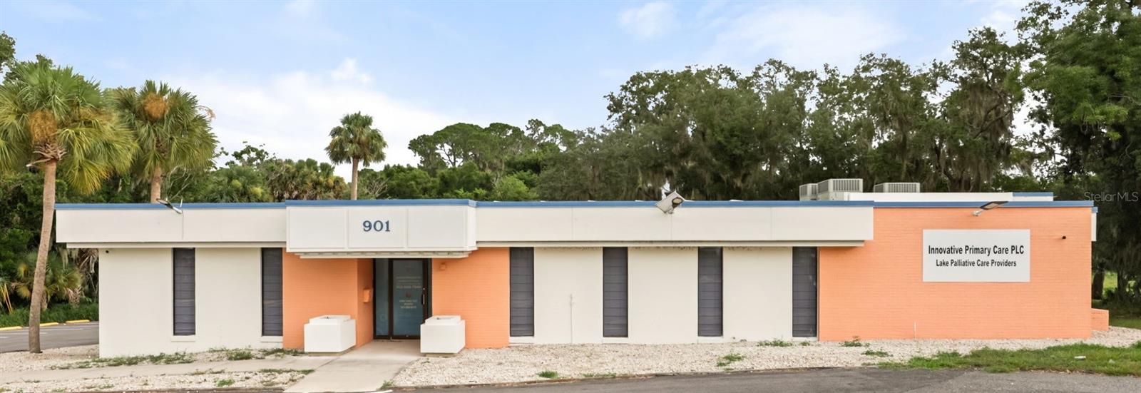 Photo of 901 N GROVE STREET EUSTIS FL 32726