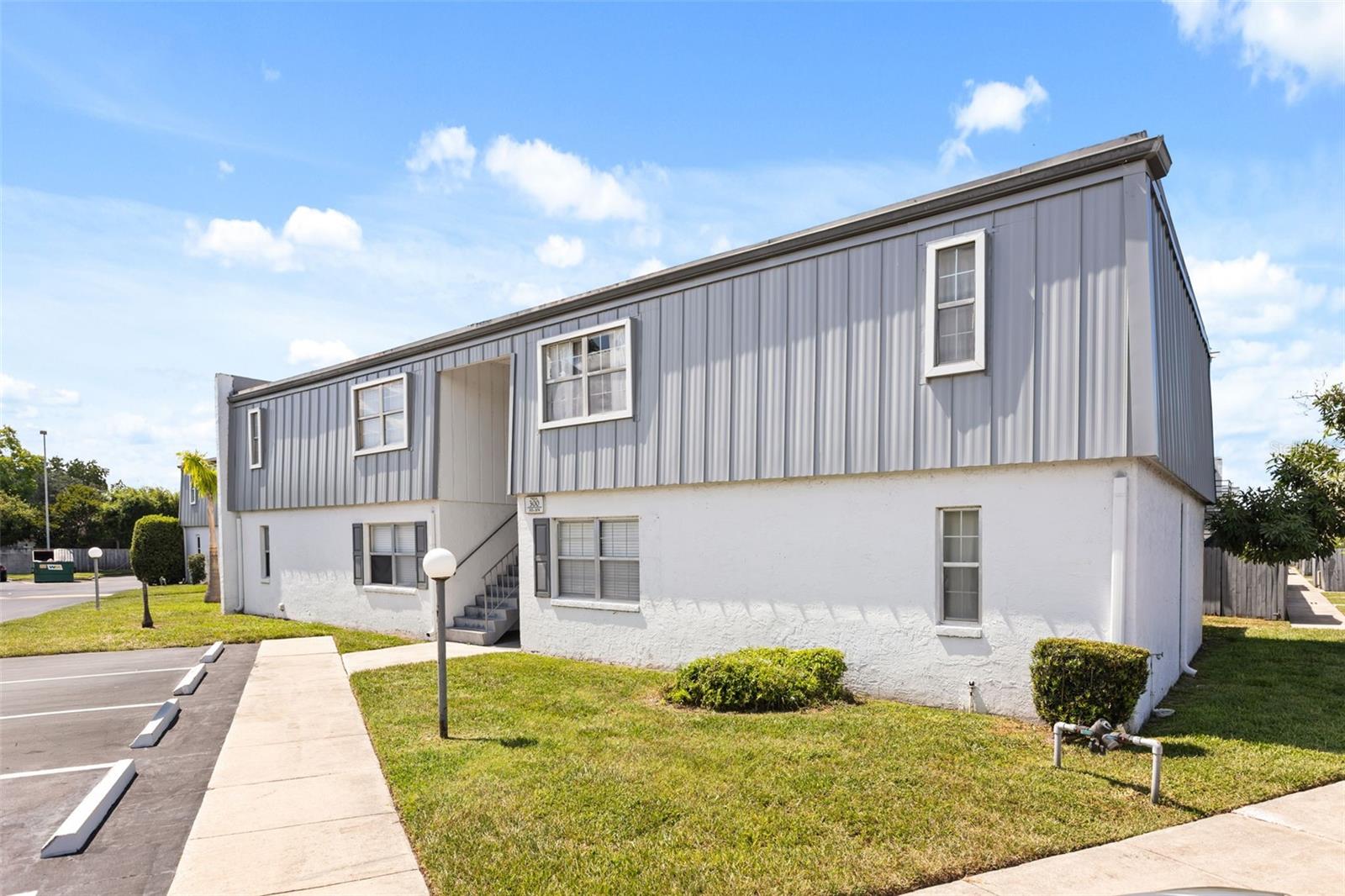 Photo of 1000 S SEMORAN BOULEVARD #302 WINTER PARK FL 32792