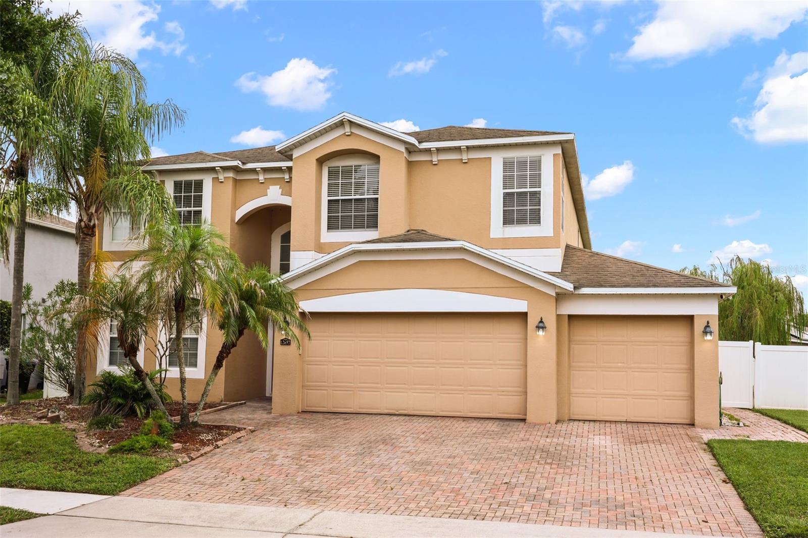 Photo of 12657 IRIS LAKE DRIVE ORLANDO FL 32824