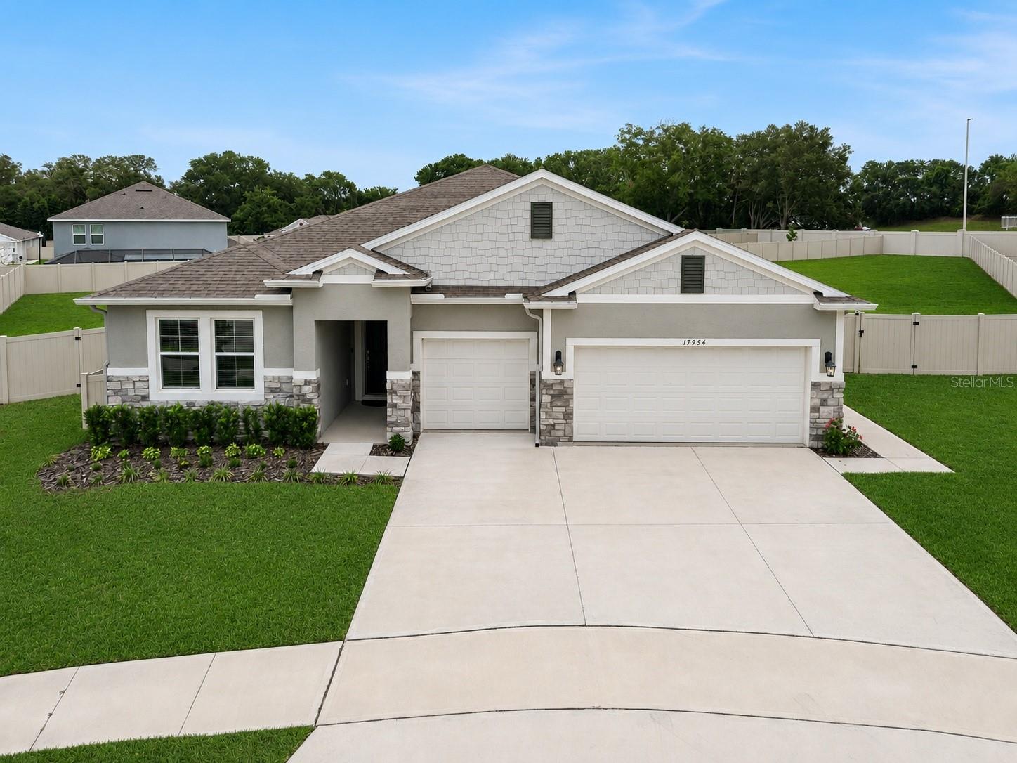 Photo of 17954 HITHER HILLS CIRCLE WINTER GARDEN FL 34787