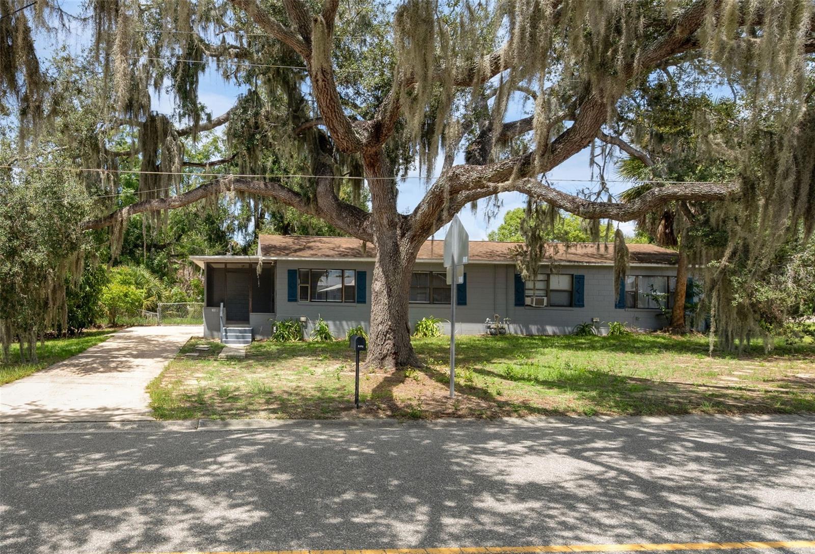 Photo of 1220 MORIN STREET #B EUSTIS FL 32726