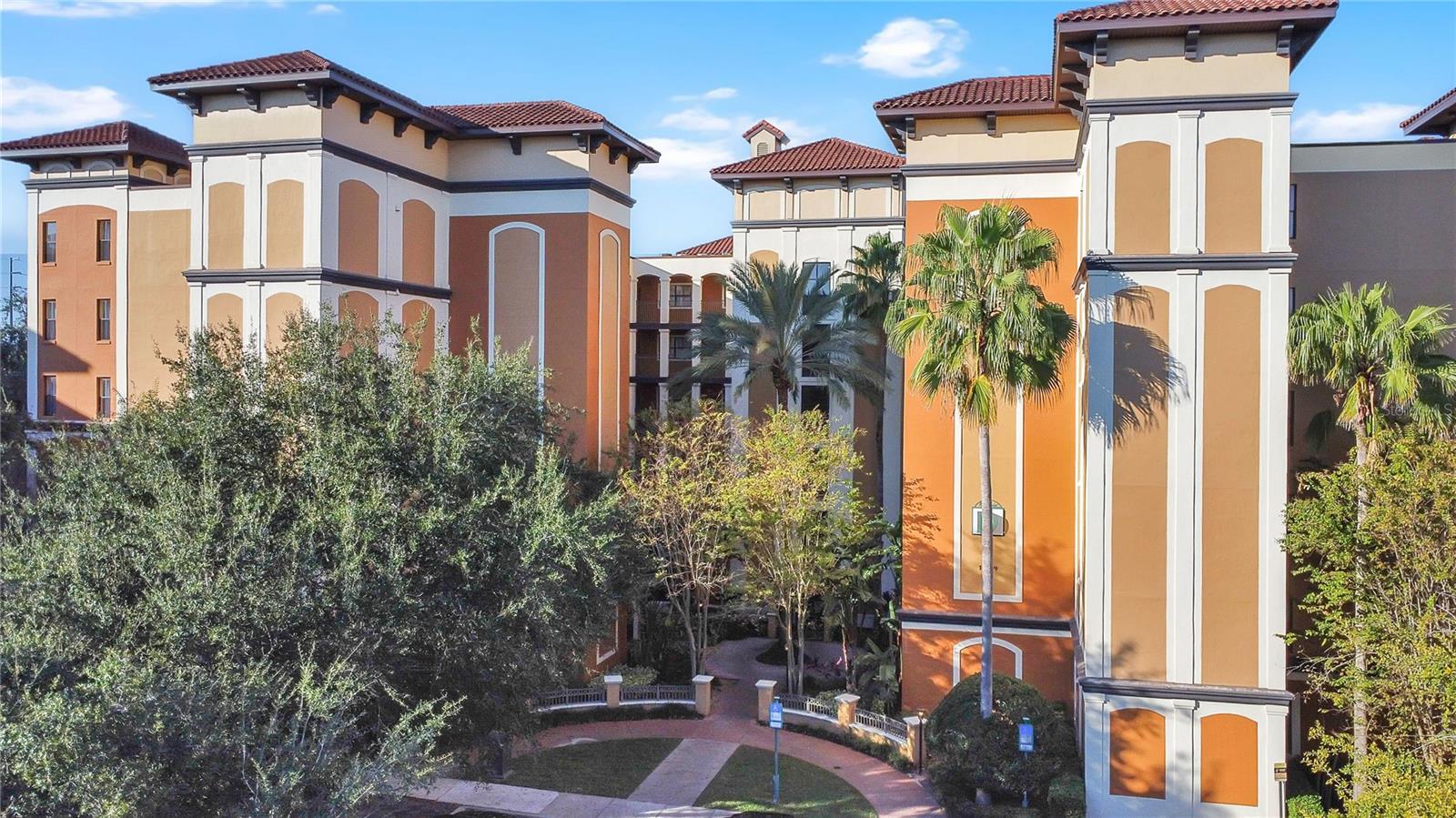 Photo of 12539 FLORIDAYS RESORT DRIVE #203D ORLANDO FL 32821