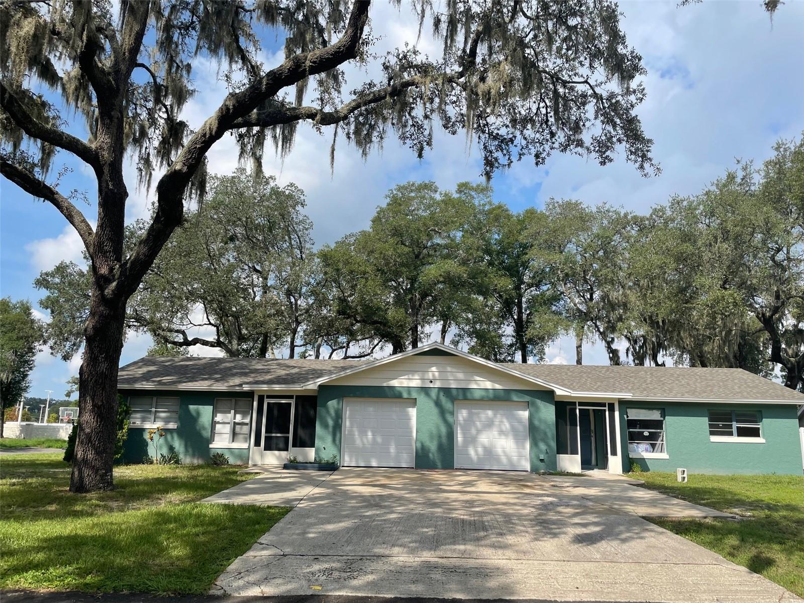 Photo of 132 S BULOVA DRIVE APOPKA FL 32703