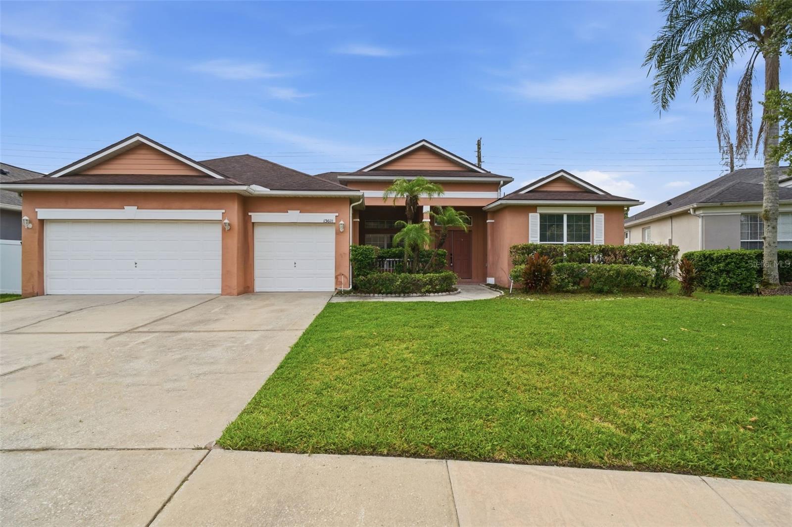 Photo of 13618 OLD DOCK ROAD ORLANDO FL 32828