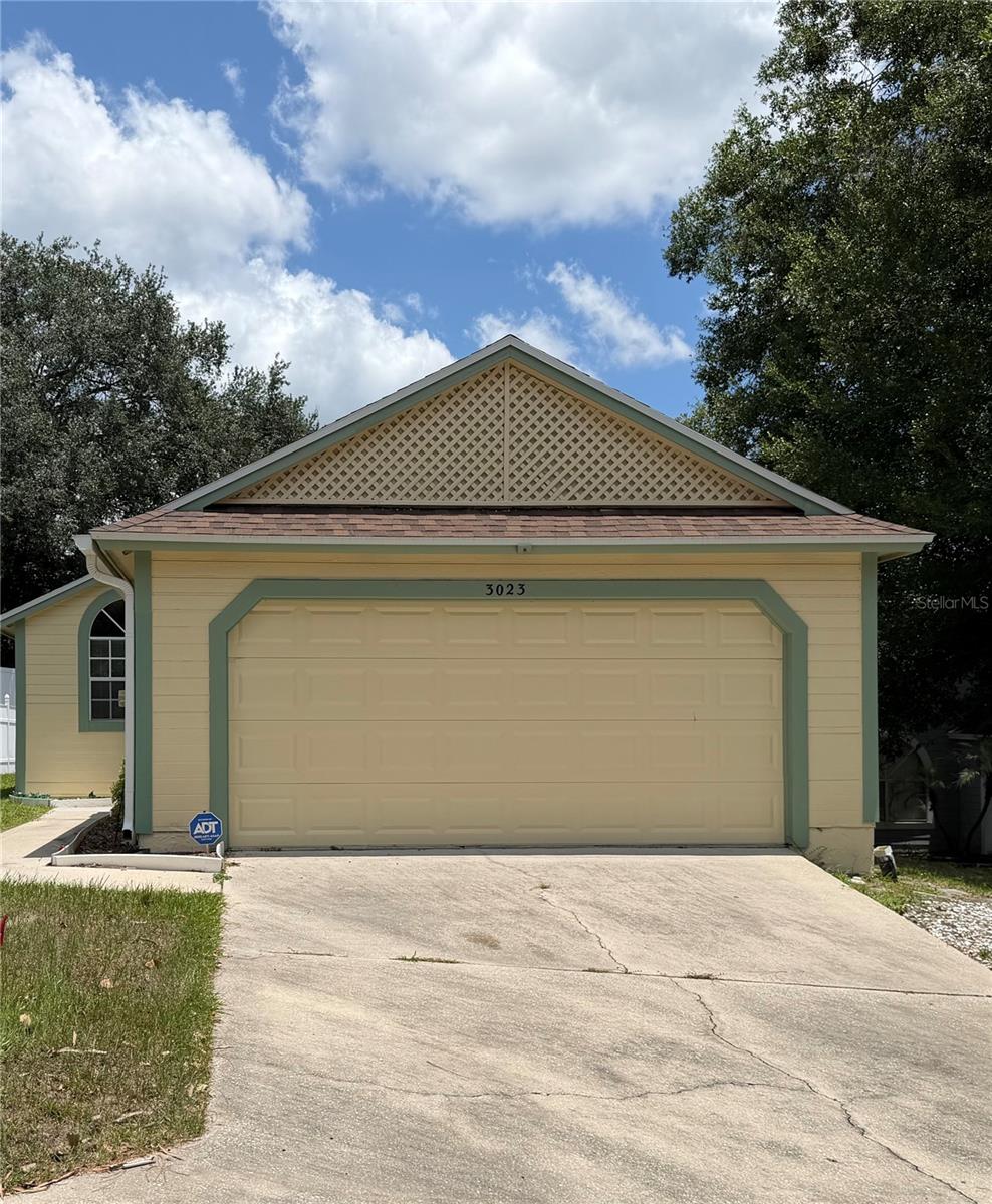 Photo of 3023 WEYMOUTH COURT APOPKA FL 32703
