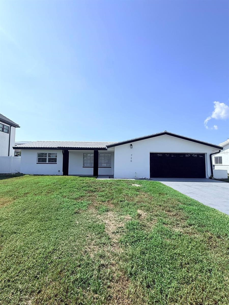 Photo of 720 CAPRI BOULEVARD ST PETERSBURG FL 33706