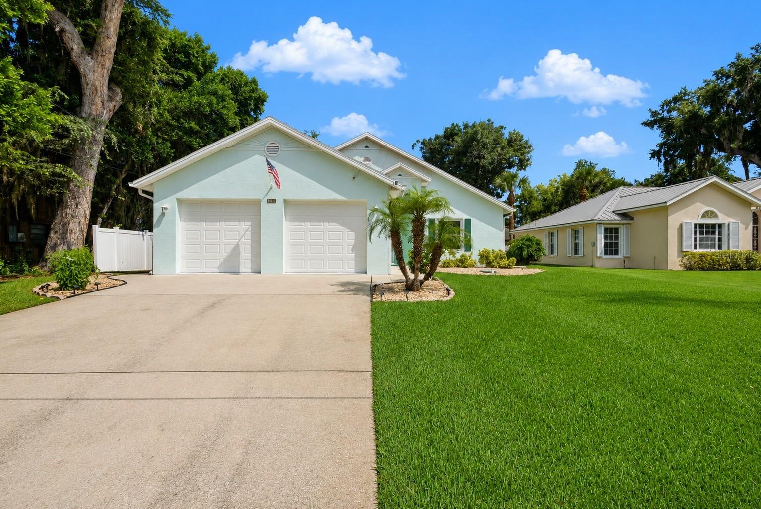 Photo of 173 FLAMINGO RD EDGEWATER FL 32141