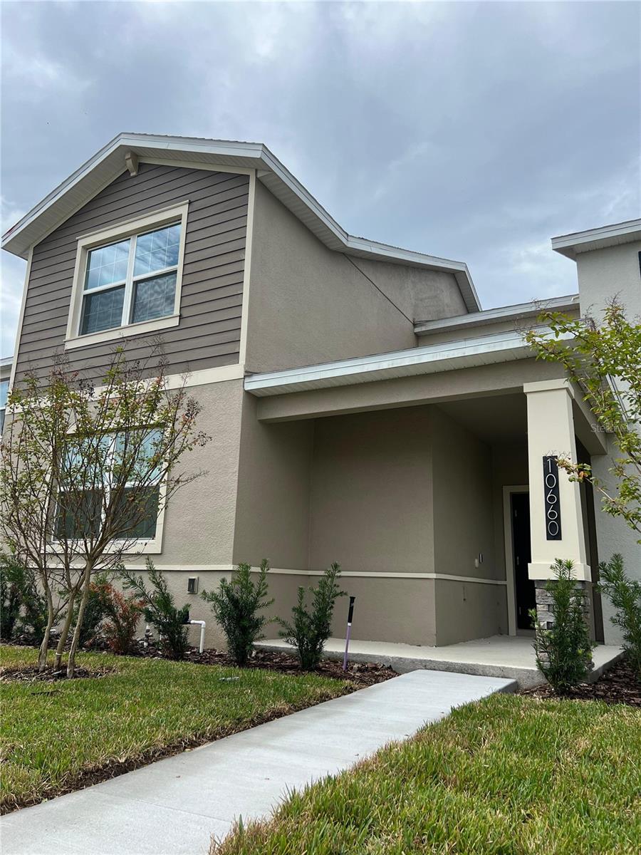Photo of 10660 WORDS DRIVE WINTER GARDEN FL 34787
