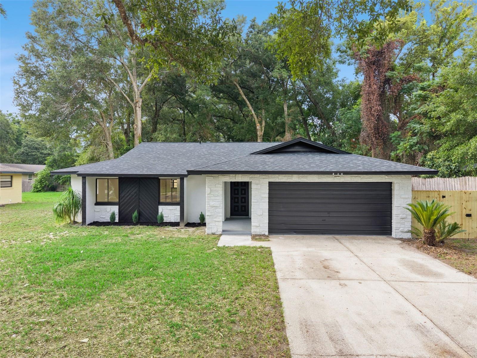Photo of 536 BISON CIRCLE APOPKA FL 32712