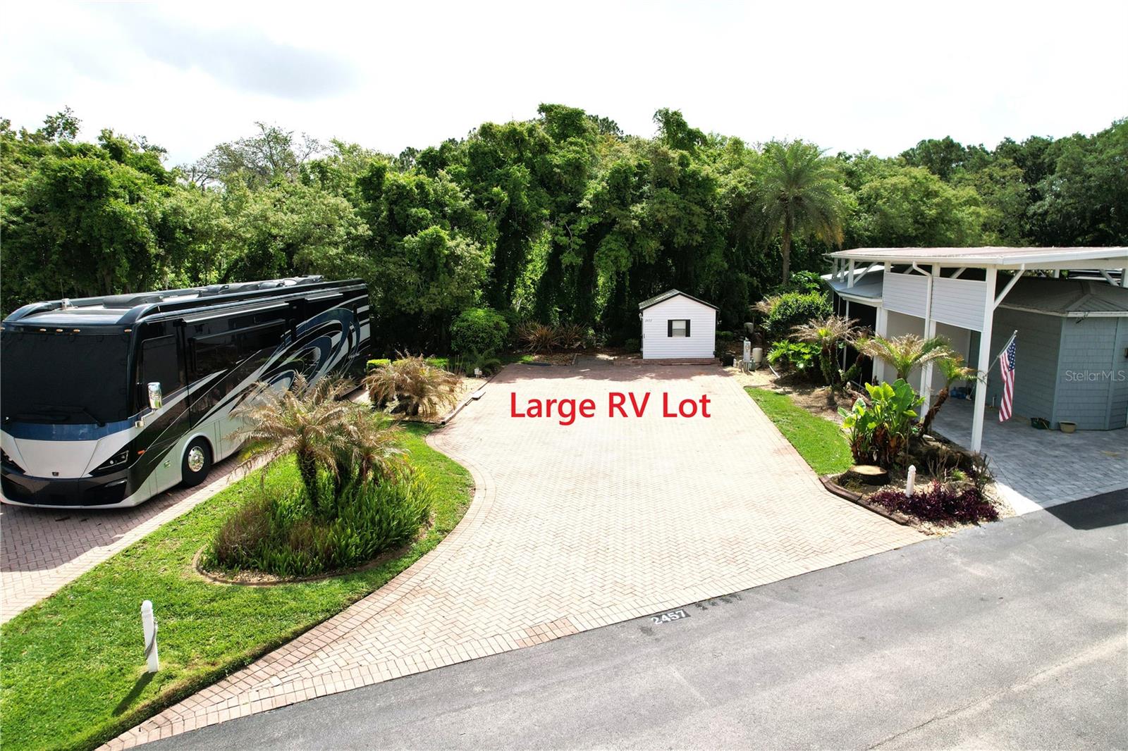 Photo of 2457 ST GEORGE DRIVE DAVENPORT FL 33837