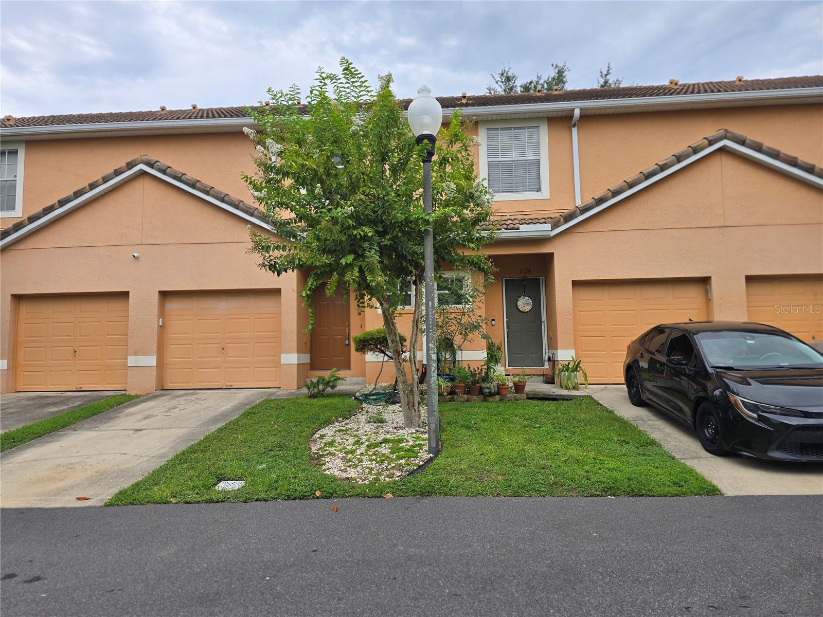 Photo of 1124 N FAIRWAY DRIVE APOPKA FL 32712