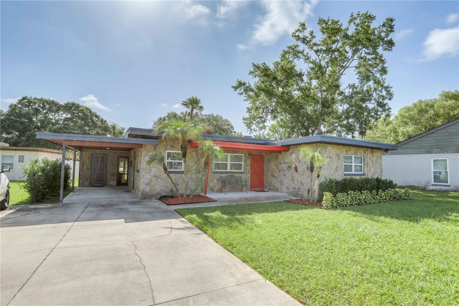 Photo of 121 S TRIPLET LAKE DRIVE CASSELBERRY FL 32707