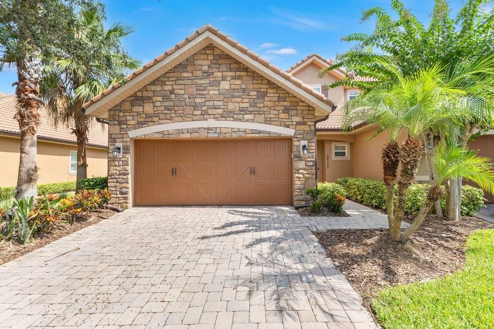 Photo of 10722 BELFRY CIRCLE ORLANDO FL 32832