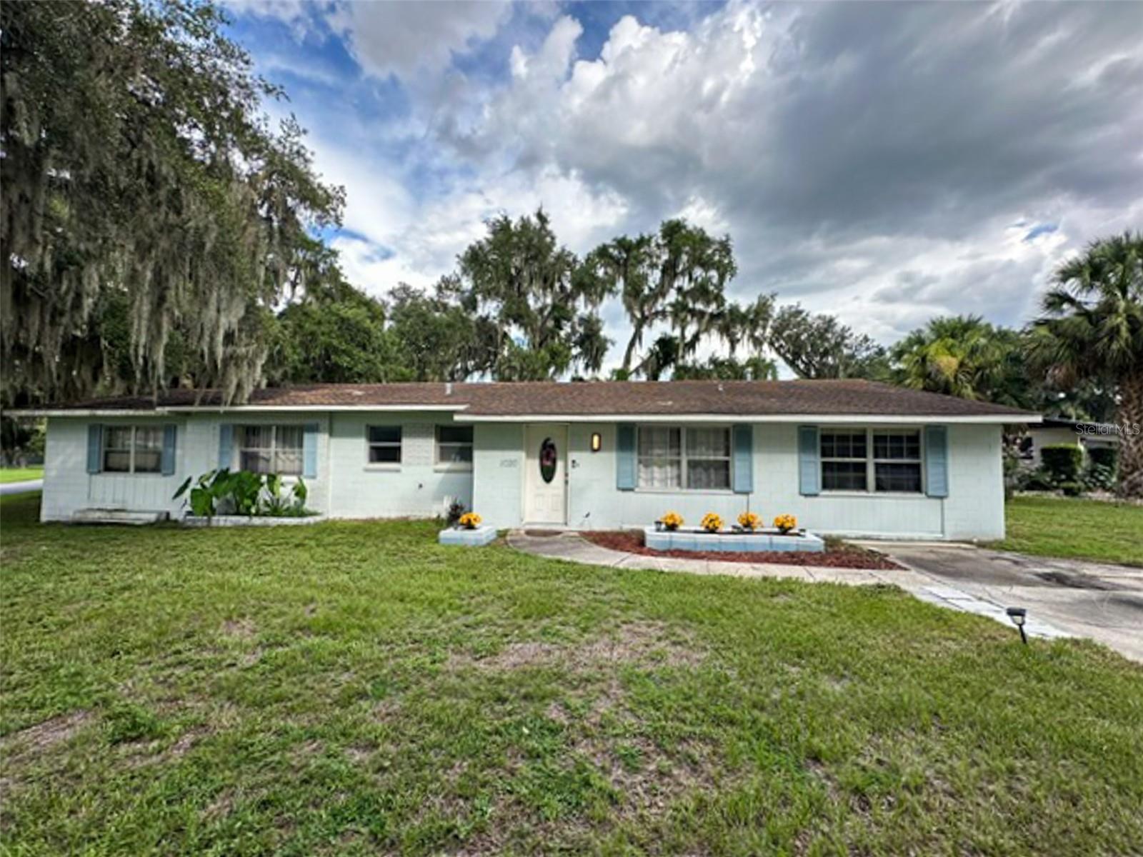 Photo of 1020 COTTONWOOD STREET LEESBURG FL 34748