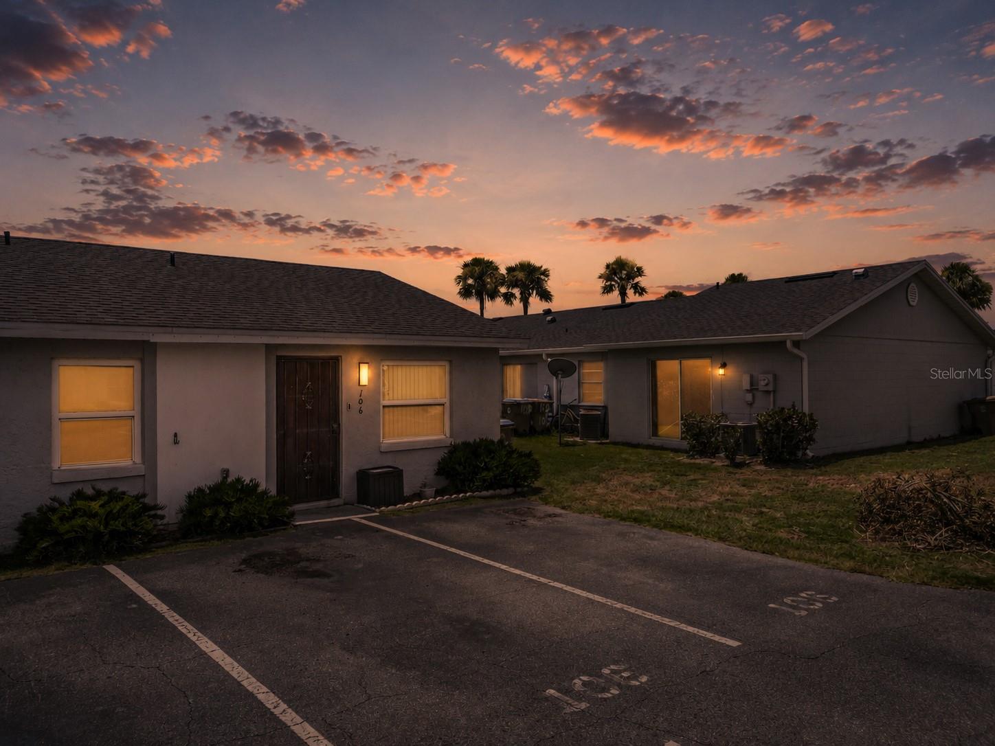 Photo of 106 LAKE VILLA WAY KISSIMMEE FL 34743