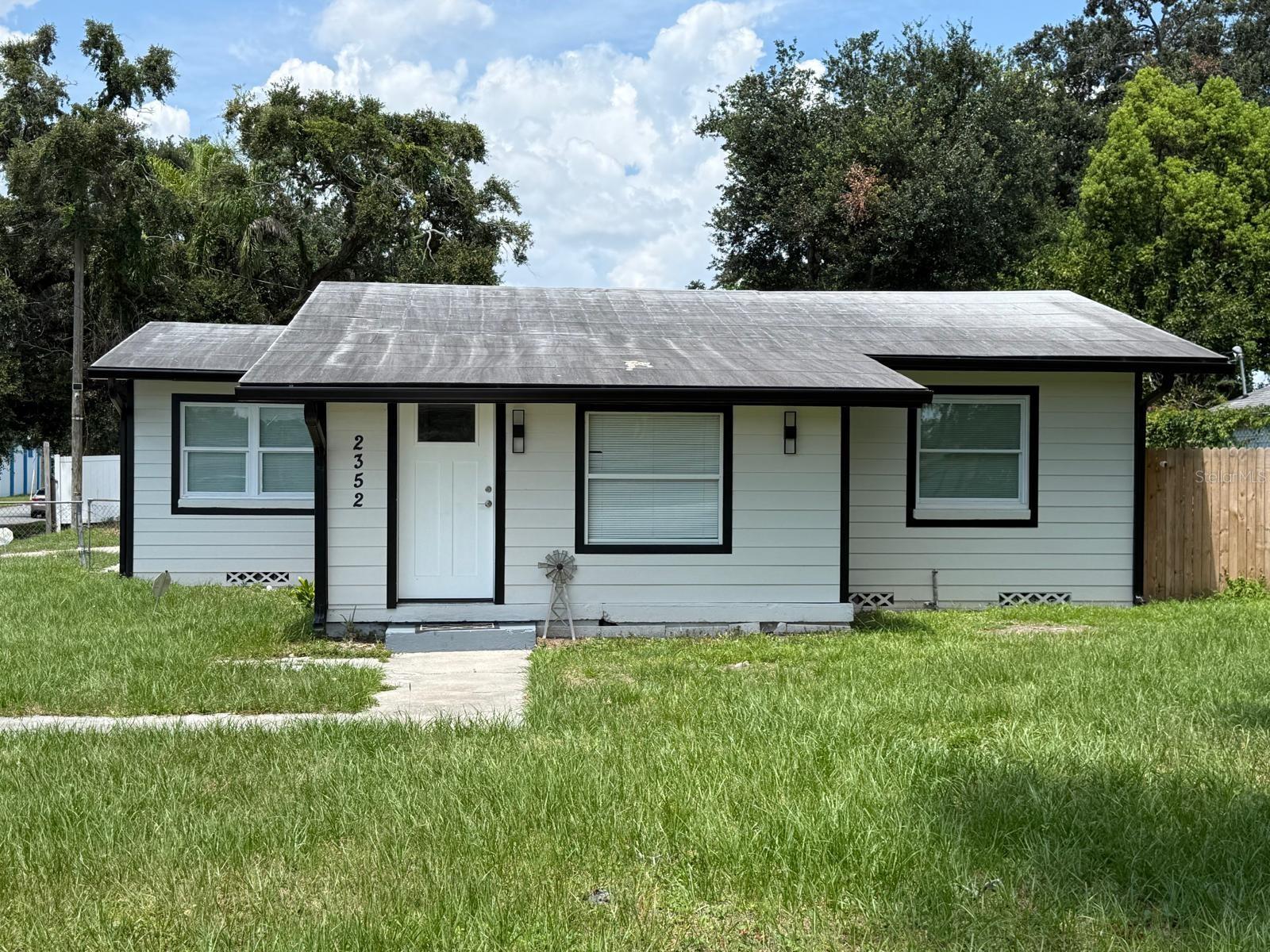 Photo of 2352 OLD DIXIE HIGHWAY KISSIMMEE FL 34744