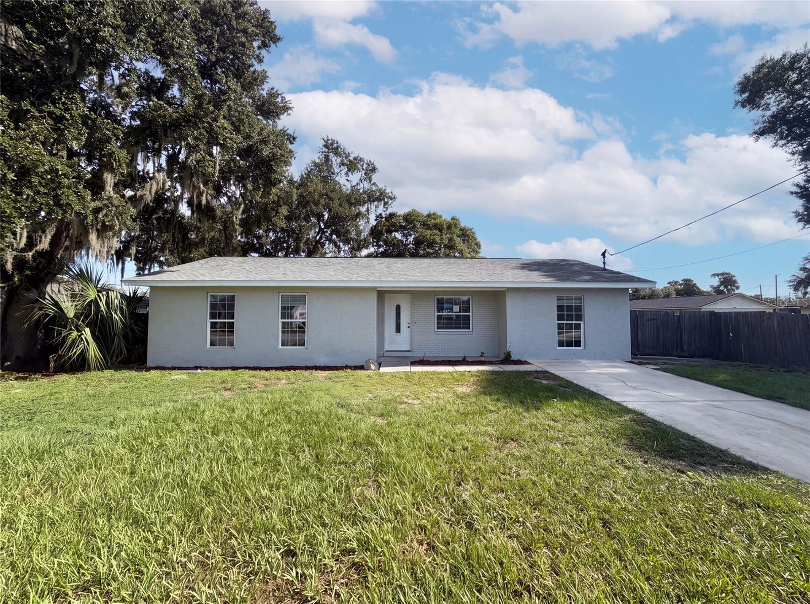 Photo of 4147 WILLOW SOUTH DRIVE MULBERRY FL 33860