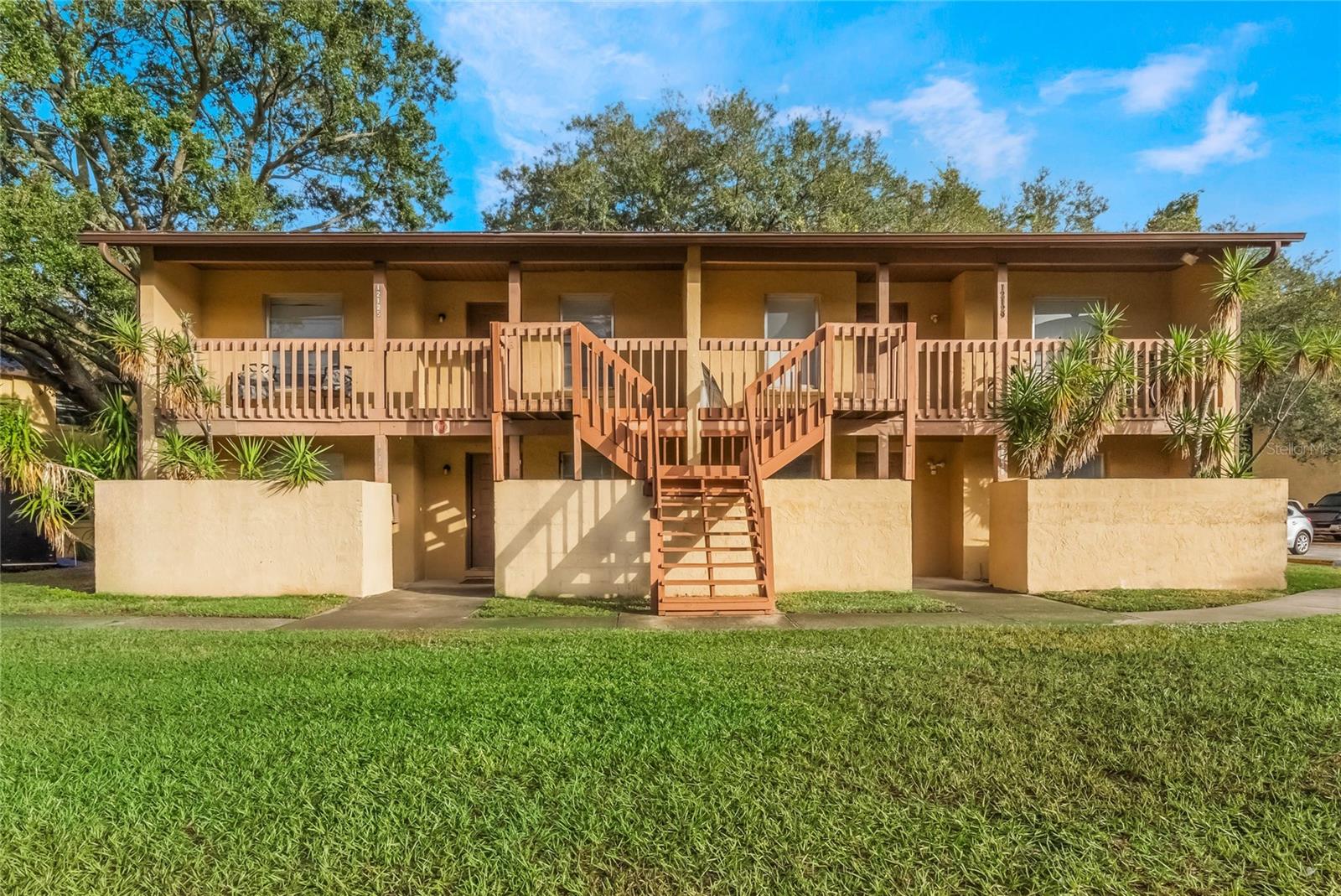 Photo of 12125 NAPIERS CIRCLE ORLANDO FL 32826