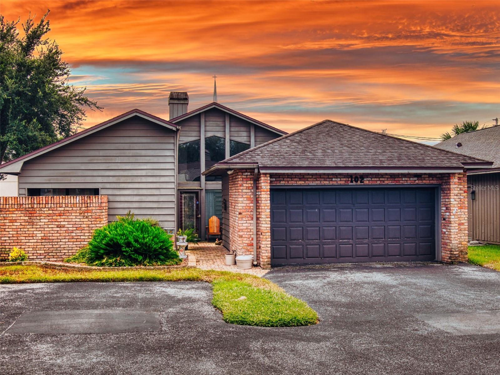 Photo of 102 COUNTRY PLACE SANFORD FL 32771