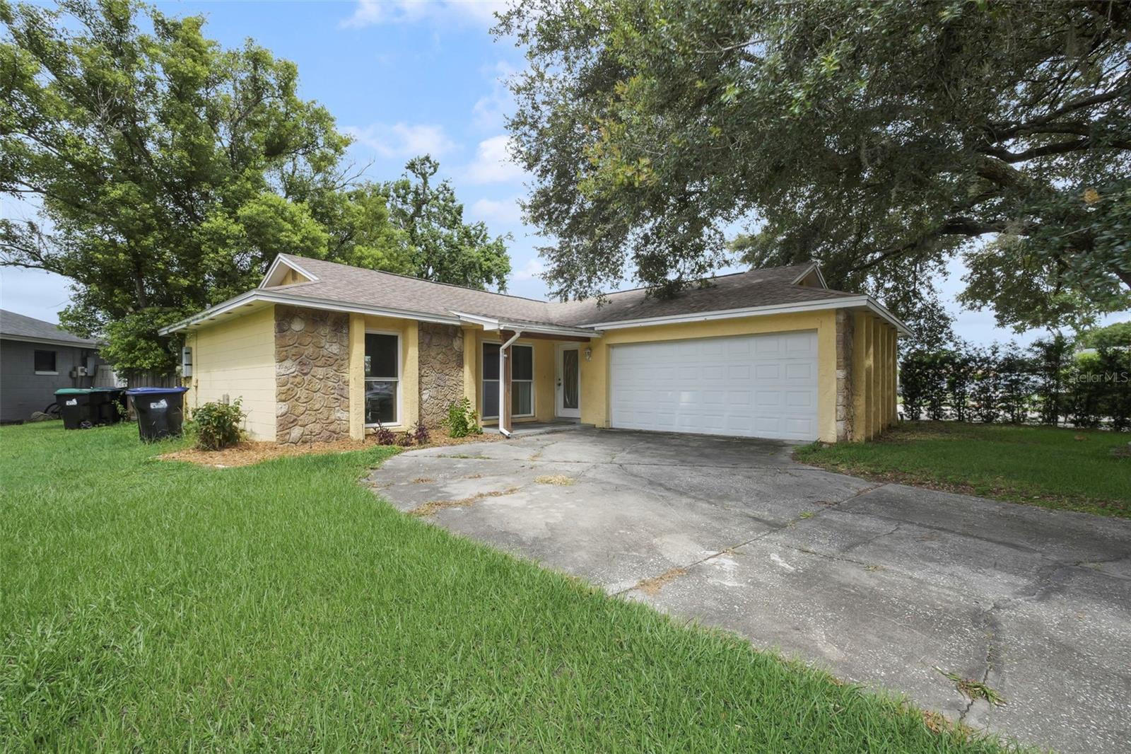 Photo of 1530 RAVANA DRIVE ORLANDO FL 32822