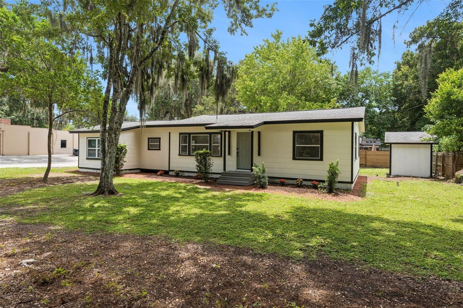 Photo of 1910 CURRY FORD ROAD ORLANDO FL 32806