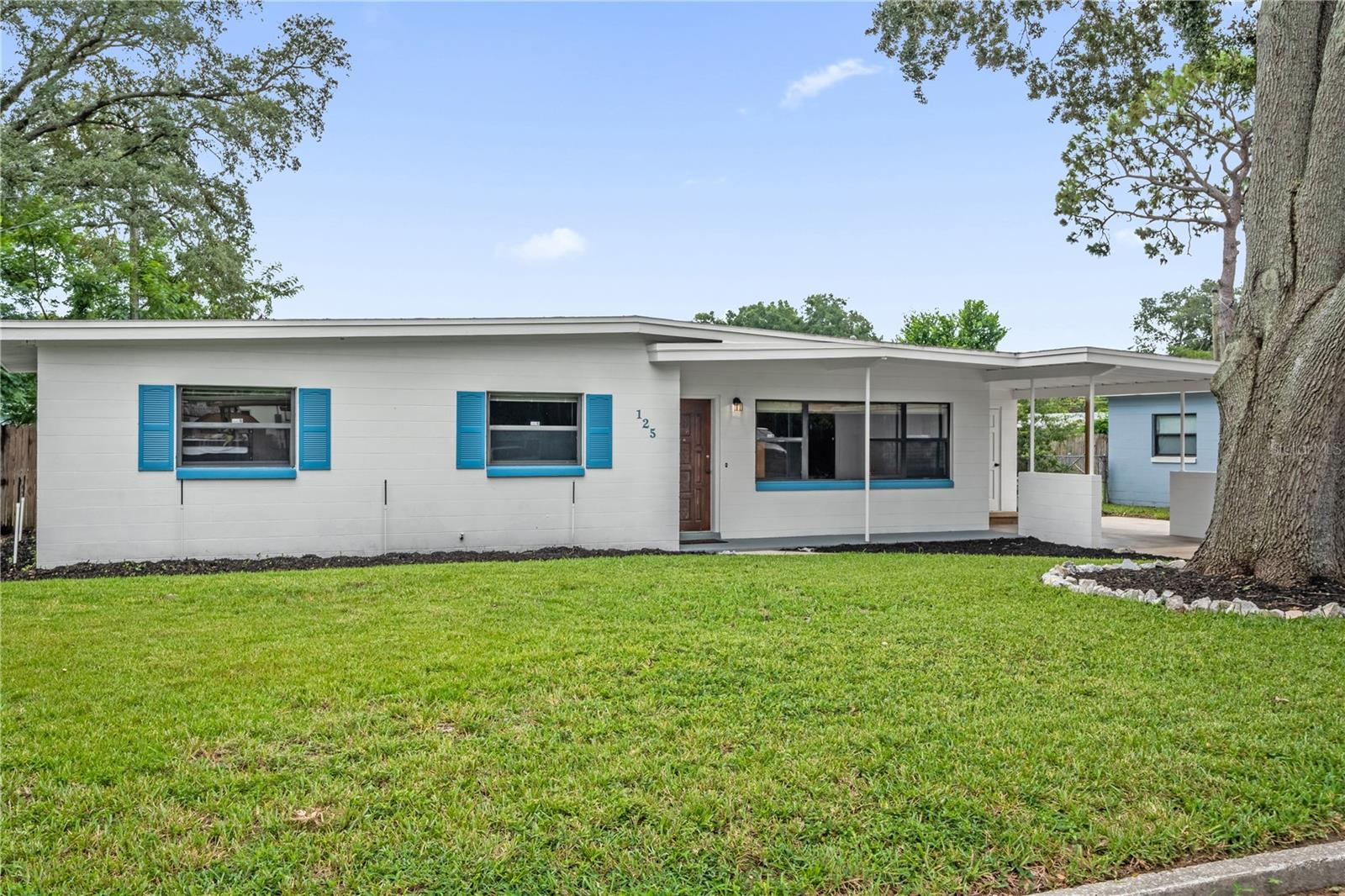 Photo of 125 E LAUREN COURT FERN PARK FL 32730