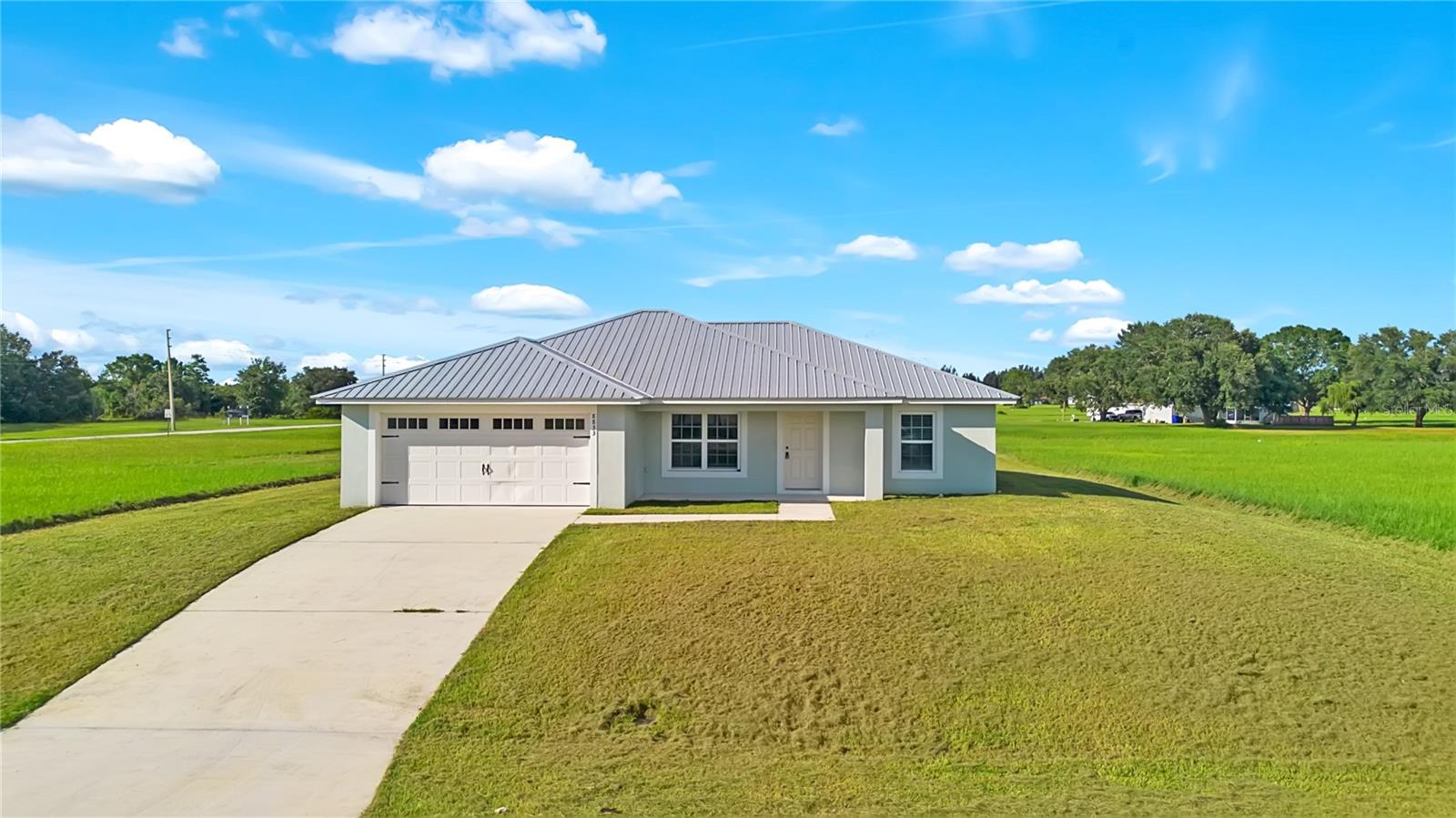 Photo of 8833 HAMPSHIRE DRIVE SEBRING FL 33876