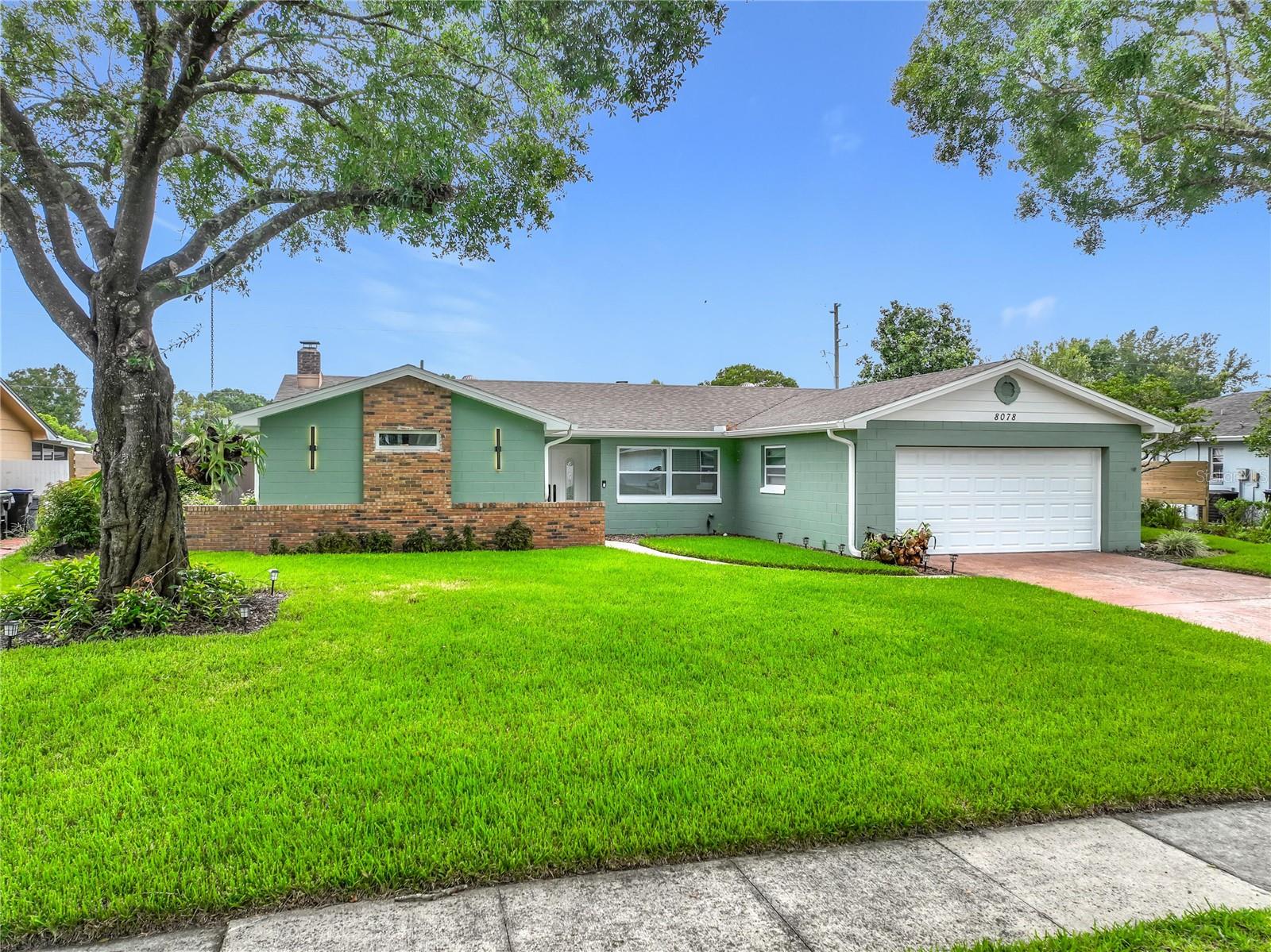 Photo of 8078 NICKLAUS DRIVE ORLANDO FL 32825