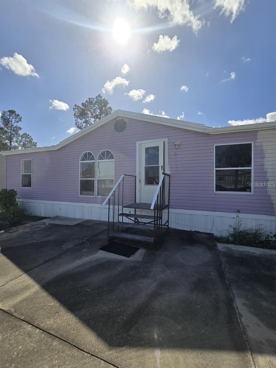 Photo of 617 W LEMON STREET DAVENPORT FL 33837