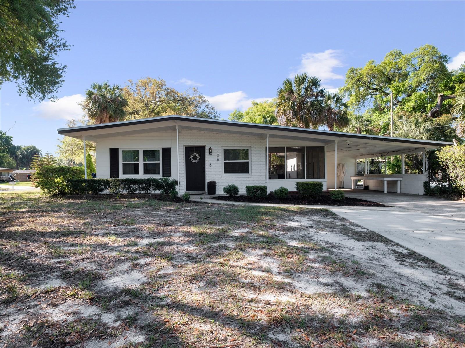 Photo of 106 E JINKINS CIRCLE SANFORD FL 32773