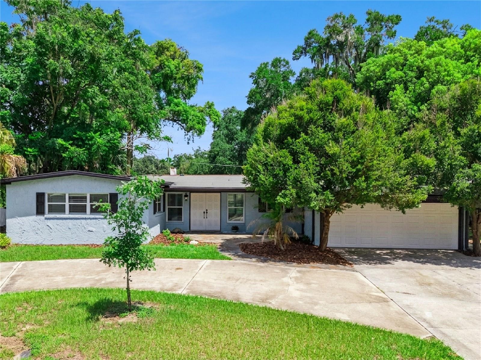 Photo of 1231 N LAKE SYBELIA DRIVE MAITLAND FL 32751