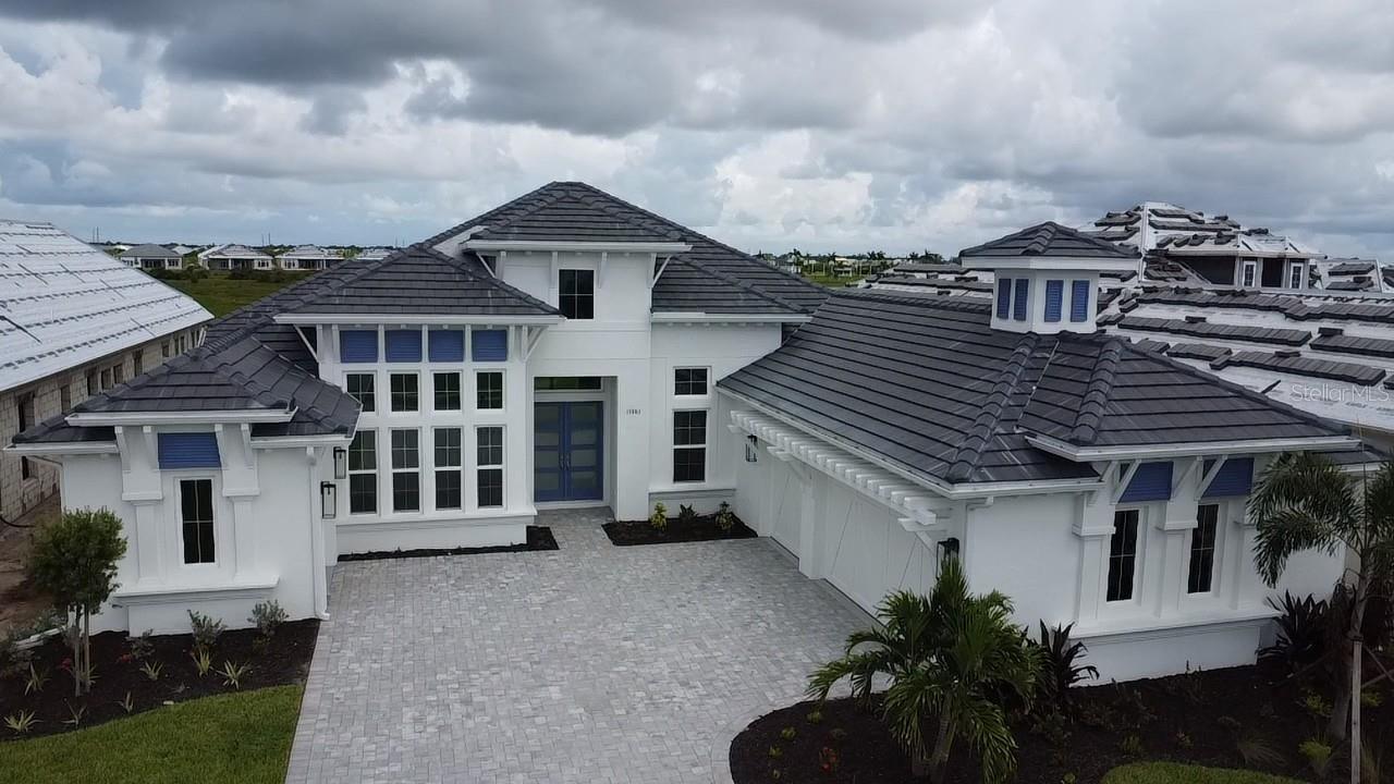 Photo of 17483 MONTGOMERY COURT VENICE FL 34293