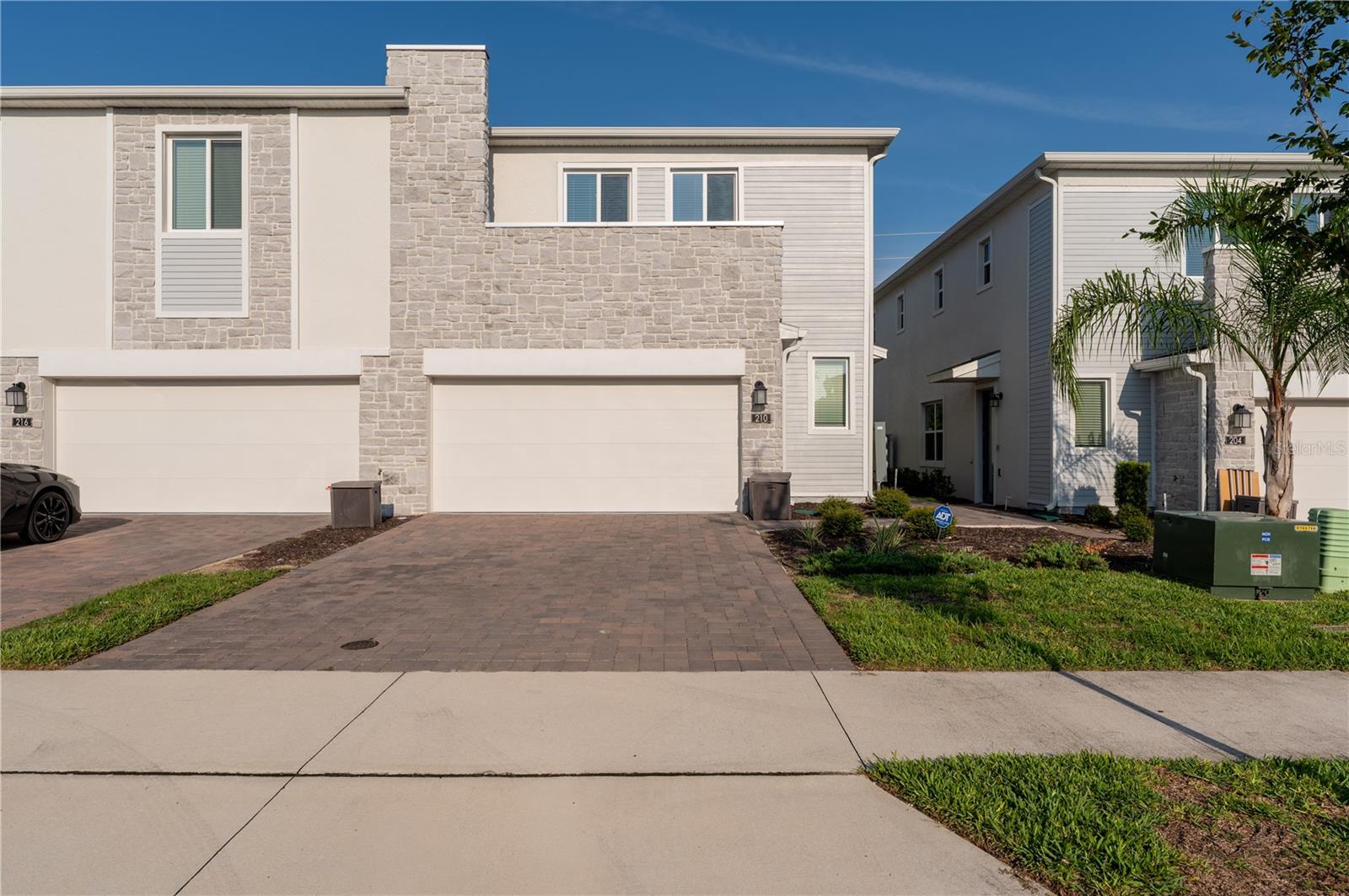 Photo of 210 BOGEY DRIVE DAVENPORT FL 33896