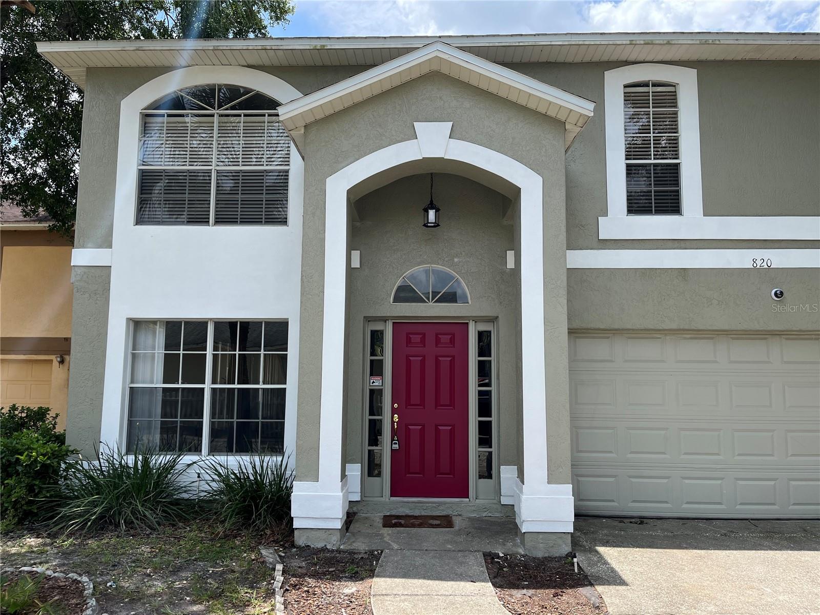 Photo of 820 STONECHAPEL COURT APOPKA FL 32712