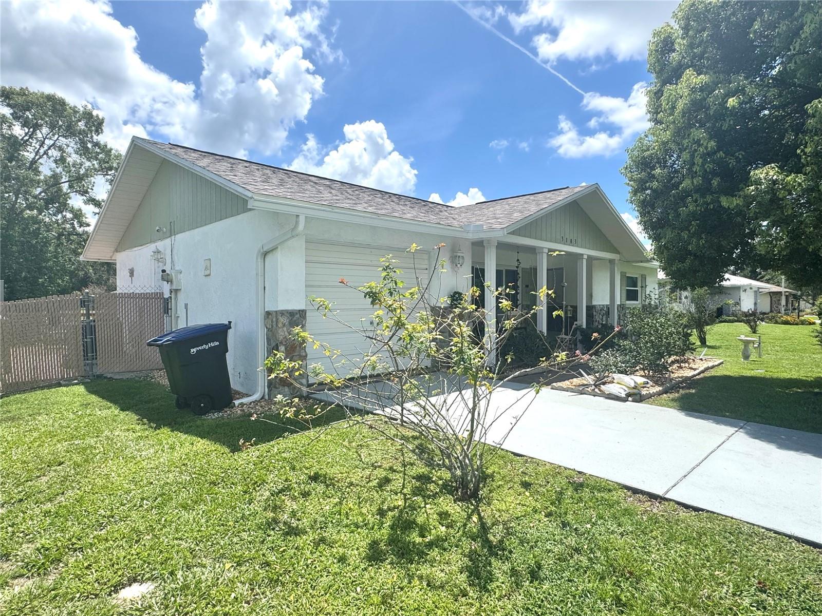 Photo of 3103 N WOOLFLOWER TERRACE BEVERLY HILLS FL 34465