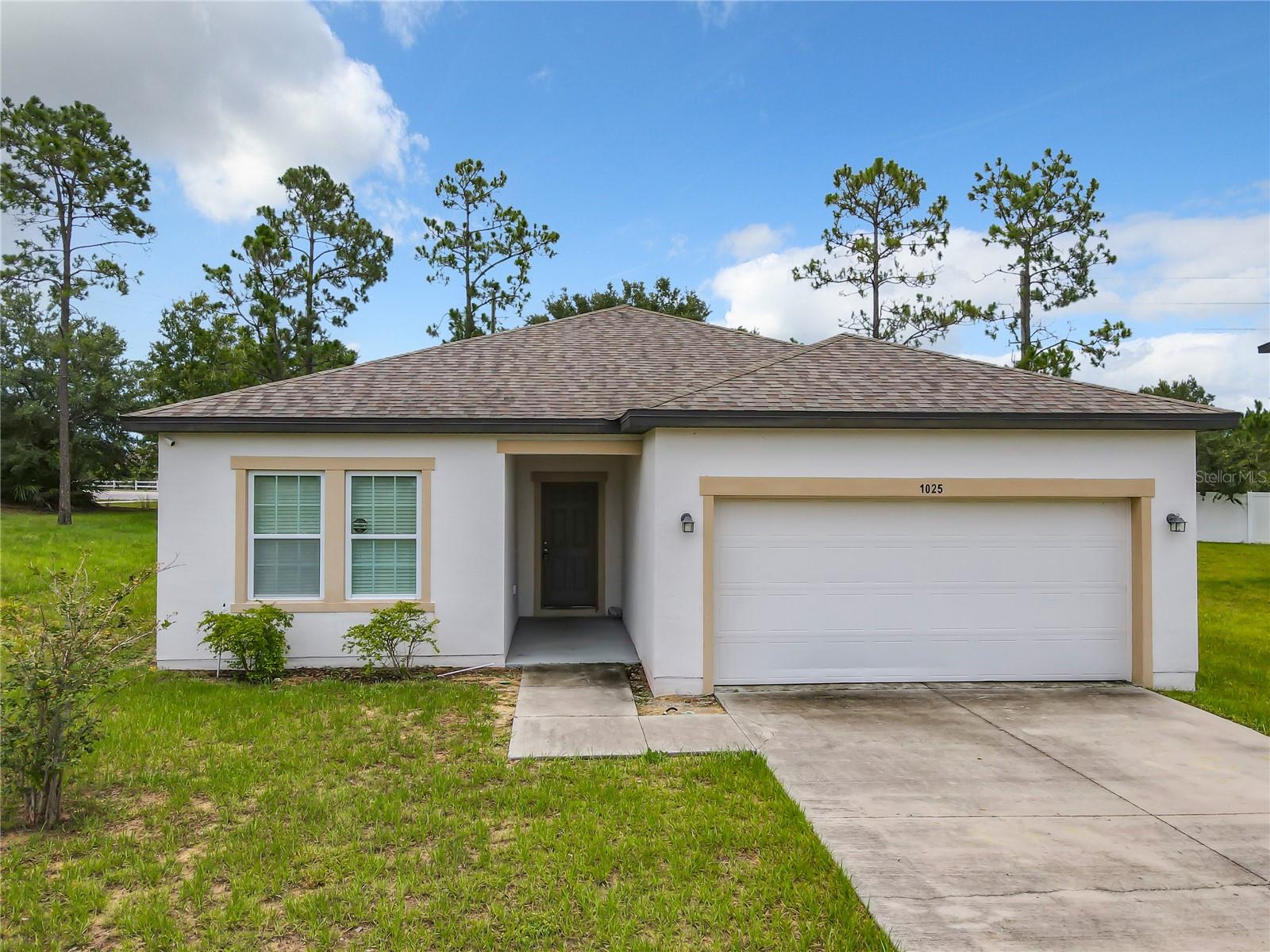 Photo of 1025 MARGOT LANE LAKE WALES FL 33853