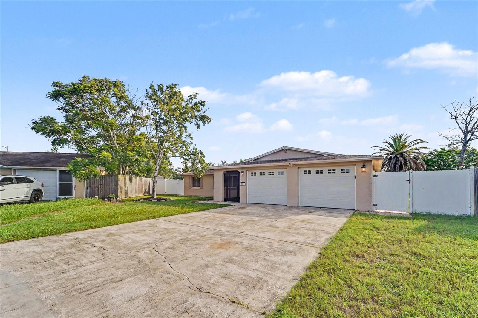 Photo of 5751 DOLORES DRIVE HOLIDAY FL 34690