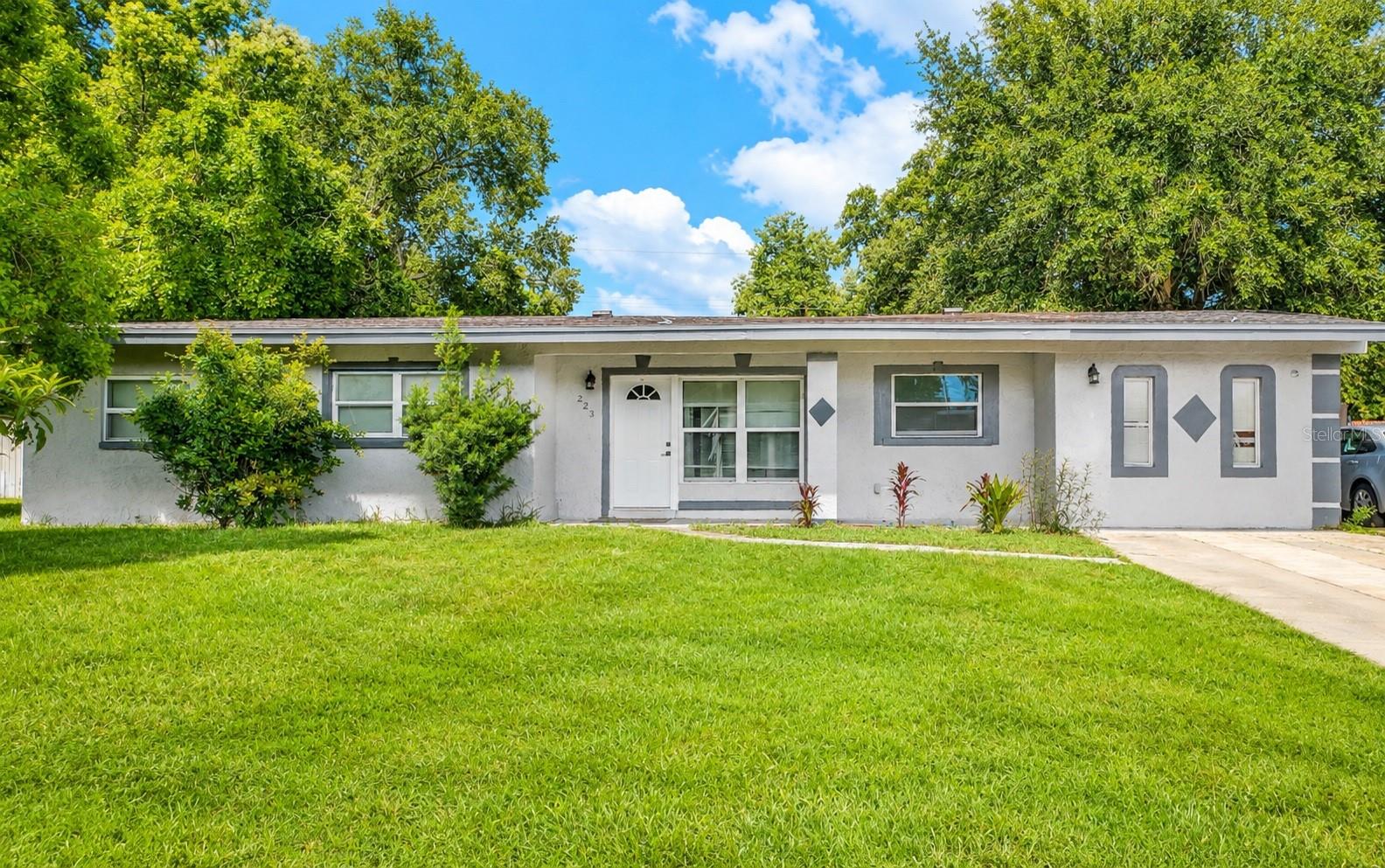 Photo of 223 HOPE CIRCLE ORLANDO FL 32811