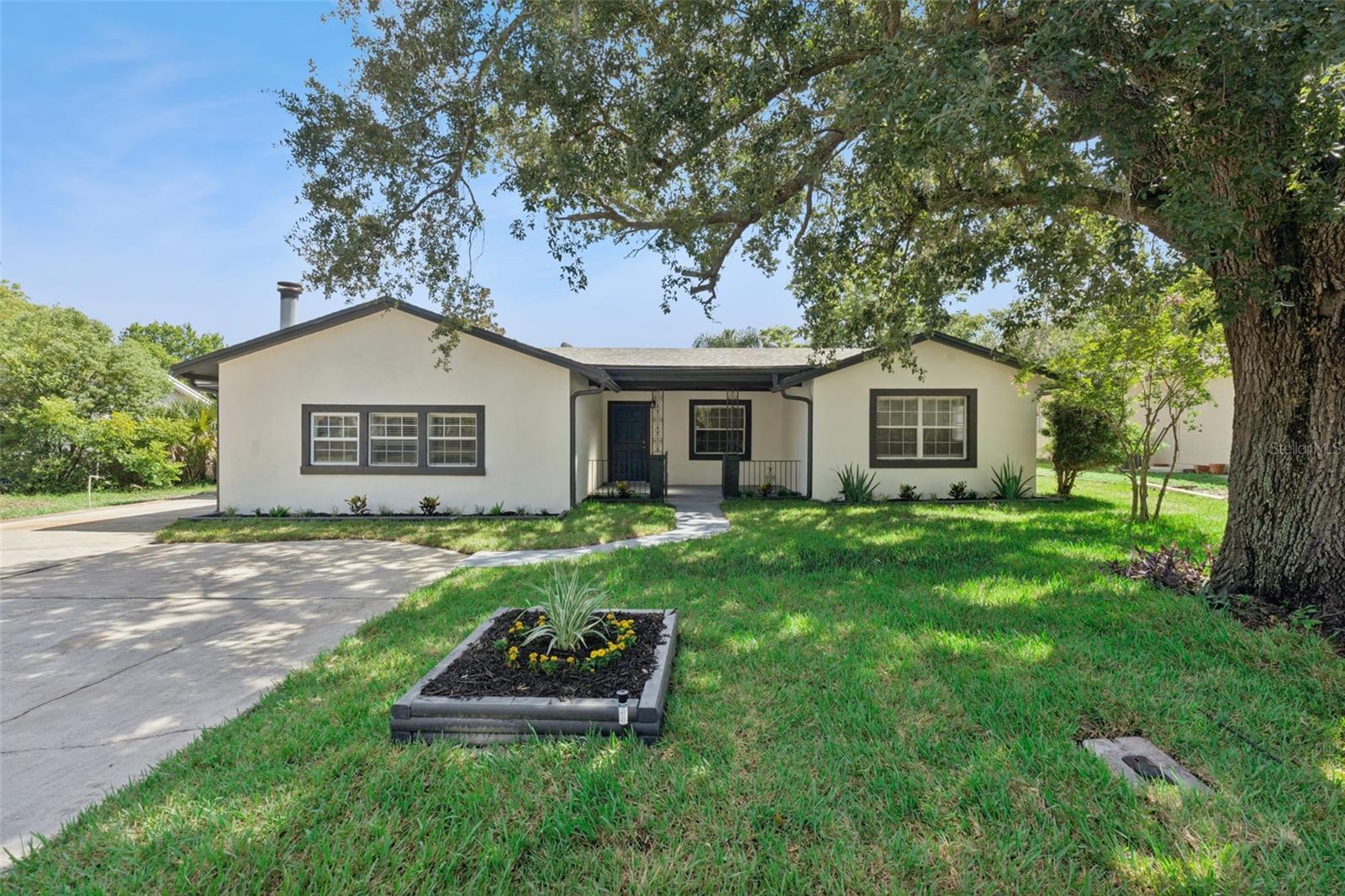 Photo of 1033 CRYSTAL BOWL CIRCLE CASSELBERRY FL 32707